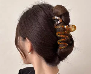 Gearrthóg Big Hair Claw