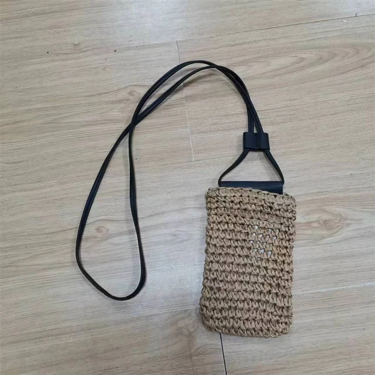 Mála Fón Tuí Mná Brown Coloe