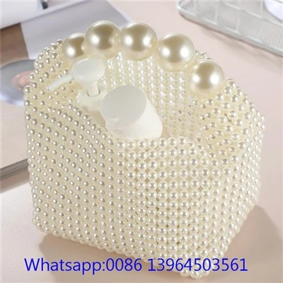 Mála Clutch Pearl lámhdhéanta