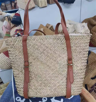 Láimhseálann PU fada mála chic tuí